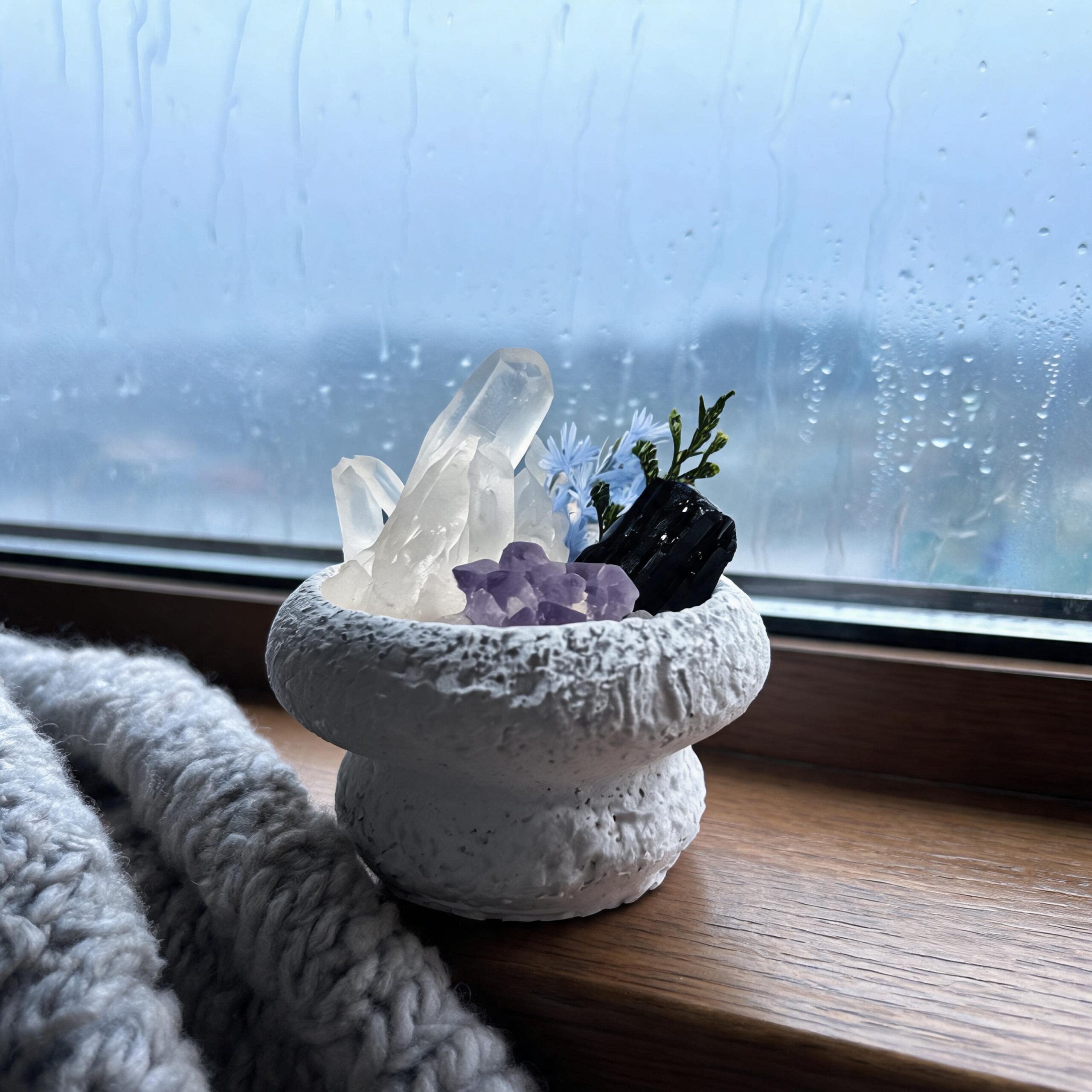 Housewarming Gift Crystal Bowl, Natural Quartz Energy Decor, Zen Garden Plant, Spiritual Home Decoration, Unique Gift